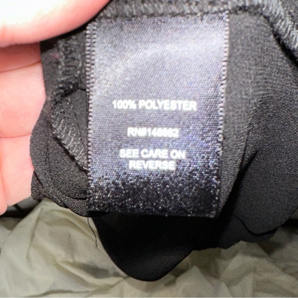 Torrid Button Front High Low Sheer Blouse Size 2 - Picture 10 of 12